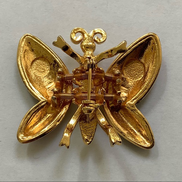 Butterfly Brooch with Movable Wings - Picture 4 of 6